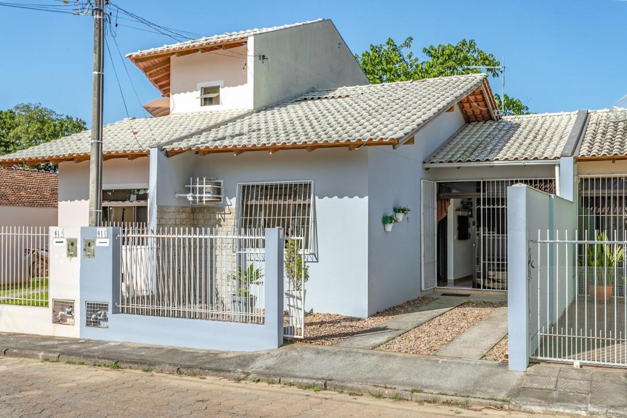 Linda Casa A 150M Da Praia E Prox Ao Beto Carrero Penha  Exteriör bild